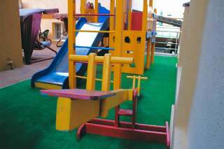 Гостевой дом Аргус Витязево 4-х местный номер ‘’Стандарт’’ без балкона-27